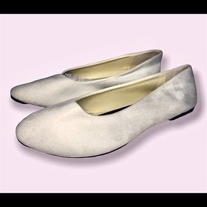 Women’s White Felt Flat Shoes